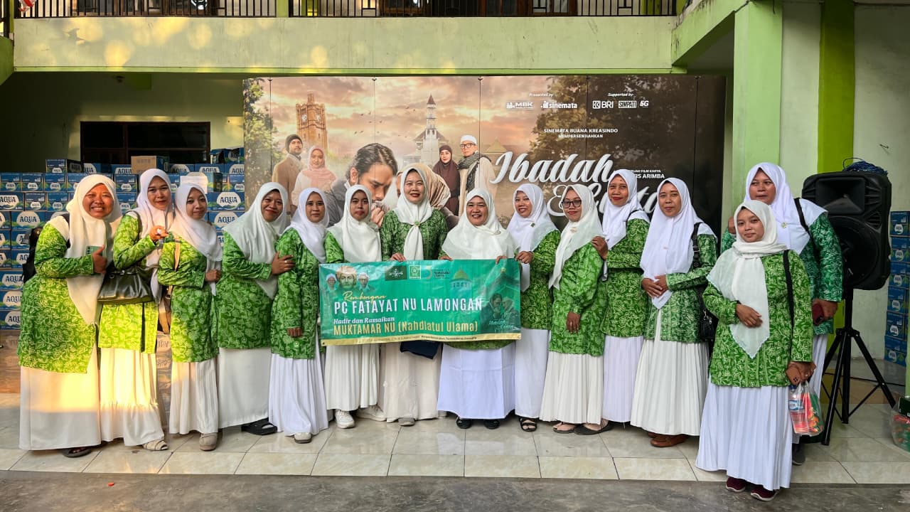 PC Fatayat NU Lamongan Ikuti Bedah Novel dan Nonton Bareng Film "Ibadah dan Cinta" di Jombang